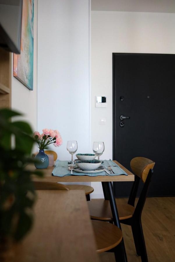 Glow Apartments, Apartamenty Stocznia Cesarska & Montownia Gdańsk Buitenkant foto