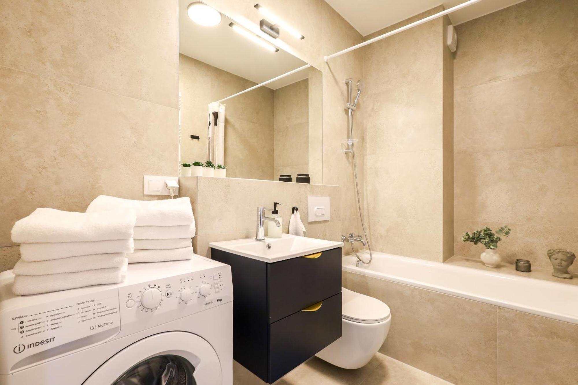 Glow Apartments, Apartamenty Stocznia Cesarska & Montownia Gdańsk Buitenkant foto